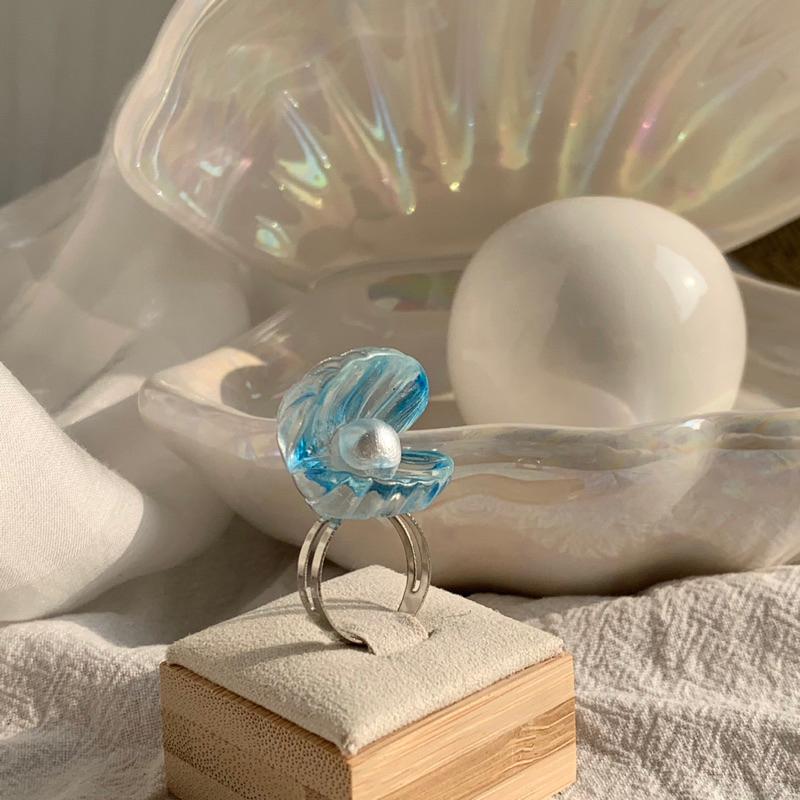 𝗦𝗽𝗿𝗶𝗻𝗚𝘂𝗮｜現貨｜湛藍水晶貝殼耳環 清新可愛日系動物迷你精緻少女心趣味創意耳飾吊飾無耳洞耳夾-細節圖4