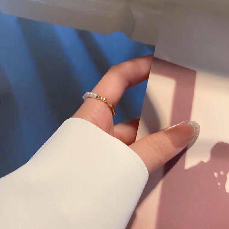 𝗦𝗽𝗿𝗶𝗻𝗚𝘂𝗮｜現貨｜金屬珍珠戒指 復古氣質文藝溫柔法式浪漫森系氣質精緻百搭無耳洞耳夾-細節圖3