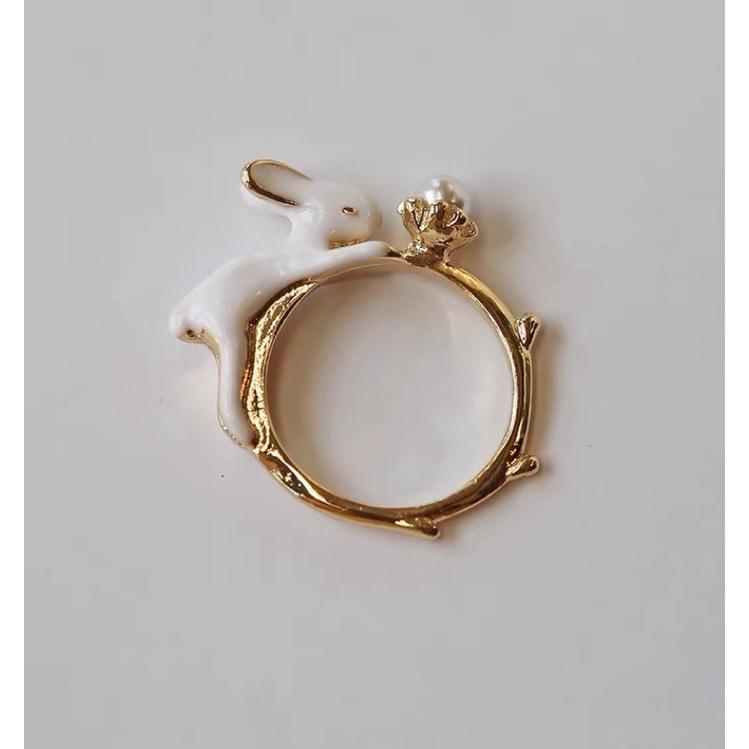 𝗦𝗽𝗿𝗶𝗻𝗚𝘂𝗮｜現貨｜跑跑小兔戒指 滴釉珍珠日式可愛森系小清新動物造型賣萌指環-細節圖4