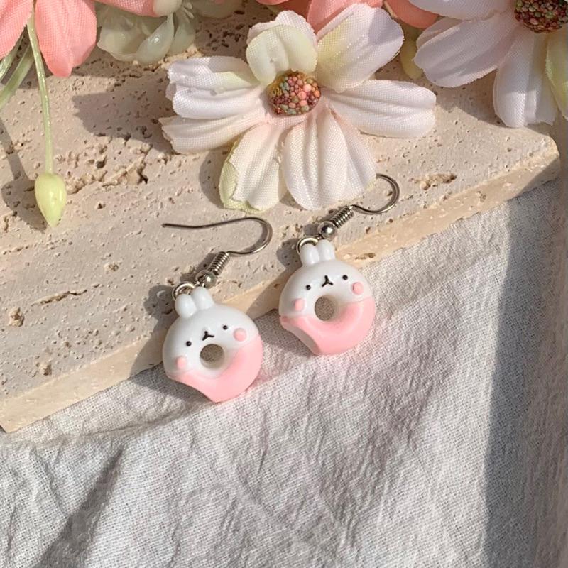 𝗦𝗽𝗿𝗶𝗻𝗚𝘂𝗮｜現貨｜草莓小兔甜甜圈 可愛日系動物迷你精緻少女心袖珍趣味搞怪浮誇耳飾無耳洞耳夾-細節圖2