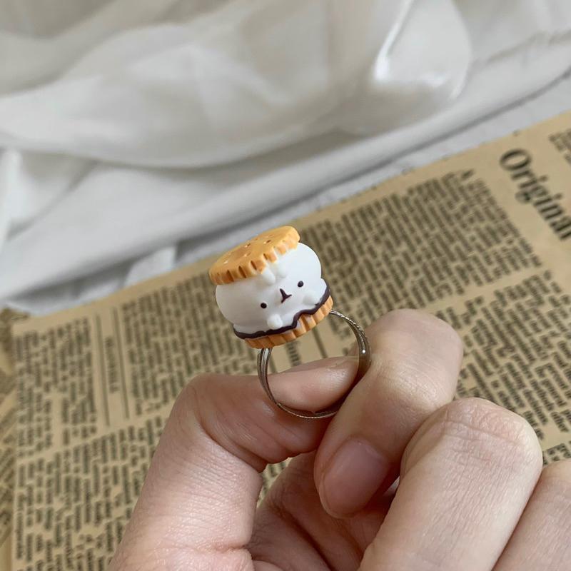 𝗦𝗽𝗿𝗶𝗻𝗚𝘂𝗮｜現貨｜ 小兔夾心餅乾戒指 可愛日系動物迷你精緻少女心趣味創意飾品-細節圖9