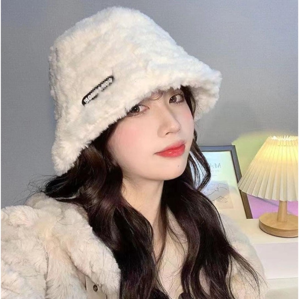 🌸LiLi CoCo🌸韓國字母顯瘦臉毛絨羊羔毛漁夫帽-細節圖9