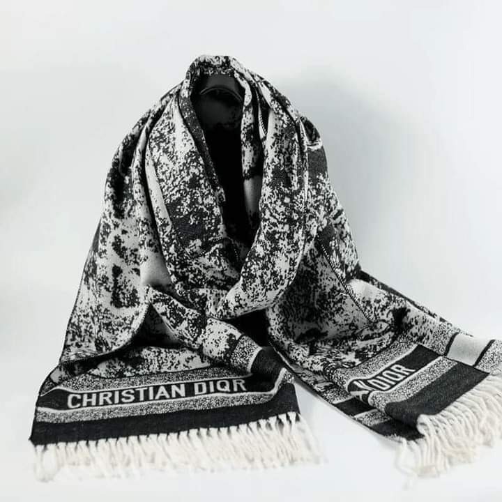 預購款_保暖長款仿羊絨流蘇圍巾-細節圖2