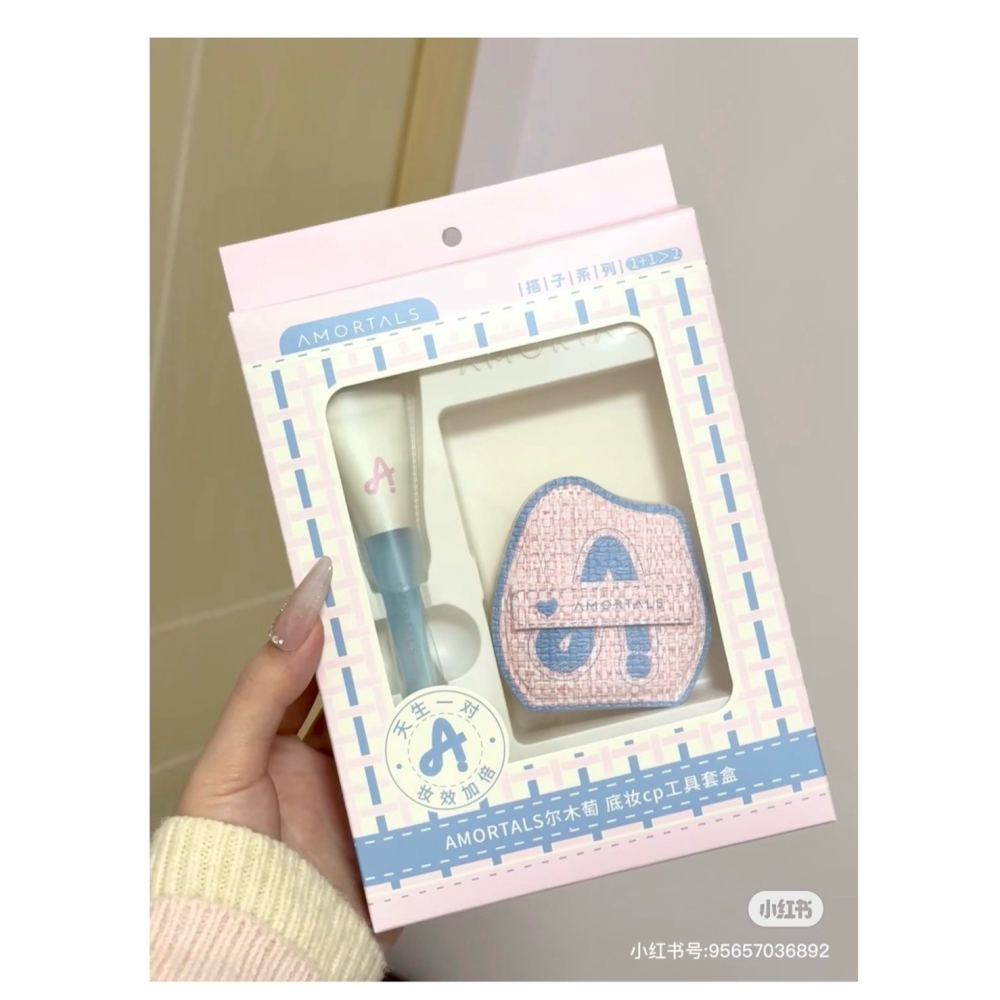 戴栗ლ 爾木萄ᴀᴍᴏʀᴛᴀʟꜱ魚尾薄弧一字型粉底刷🧊無暇底妝一步到位！-細節圖10