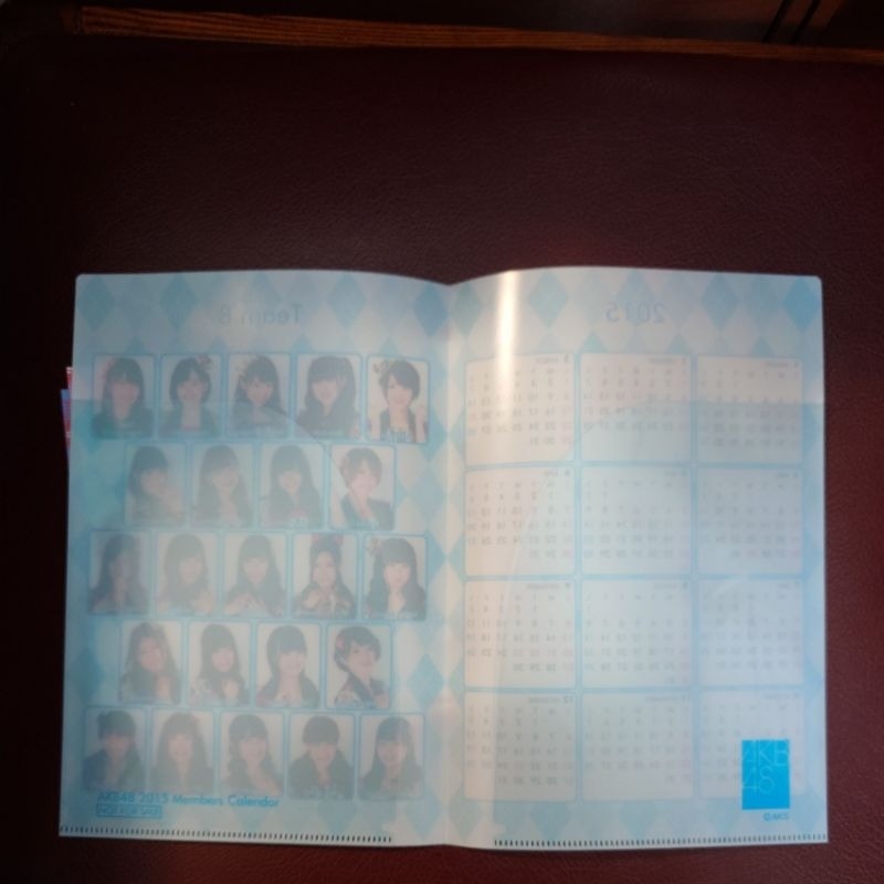幾乎全新 AKB48 A5大小資料夾 附三張小卡-細節圖2