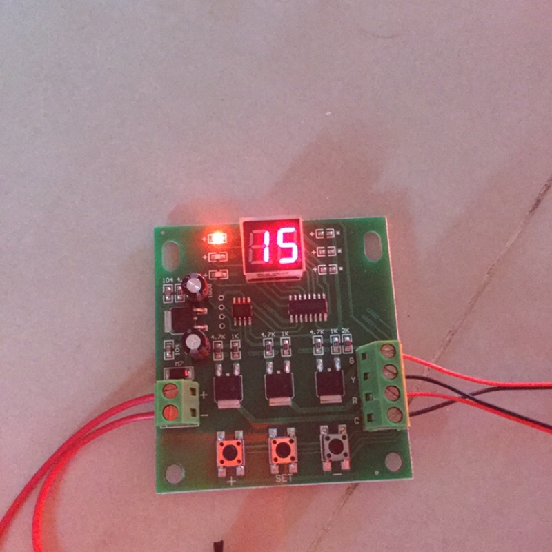 LED紅綠燈號誌模擬器控制器模組-學校實驗實習DIY作業-自行設定倒數秒數-軟燈條-圓形燈板-12V或110V驅動電源