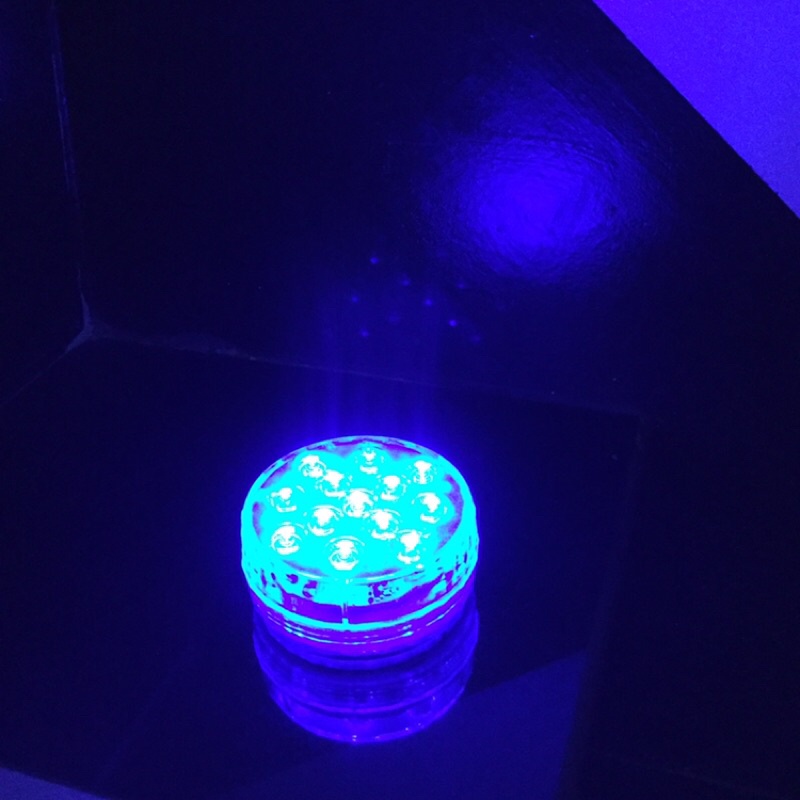 高亮度LED水族箱造景燈-氣氛燈-電池-水底燈-防水-RGB紅藍綠七彩自動變色-固定顏色-長距離遙控型-強力磁鐵-附吸盤-細節圖3