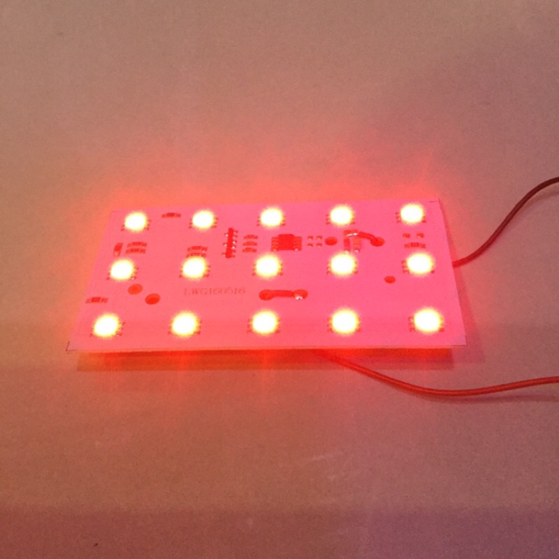 LED高亮度爆閃燈板。紅。藍。綠。白光自動變化變色。DIY改裝24V