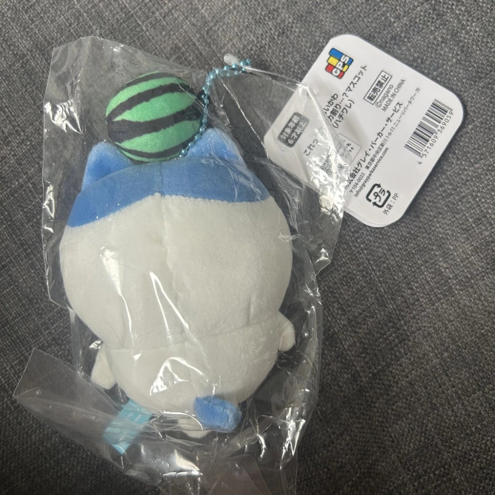 全站免運 全新現貨 吉伊卡哇 打西瓜系列 小八 眼睛樹葉可轉開 日本當地帶回 chiikawa 多商品可議價-細節圖2