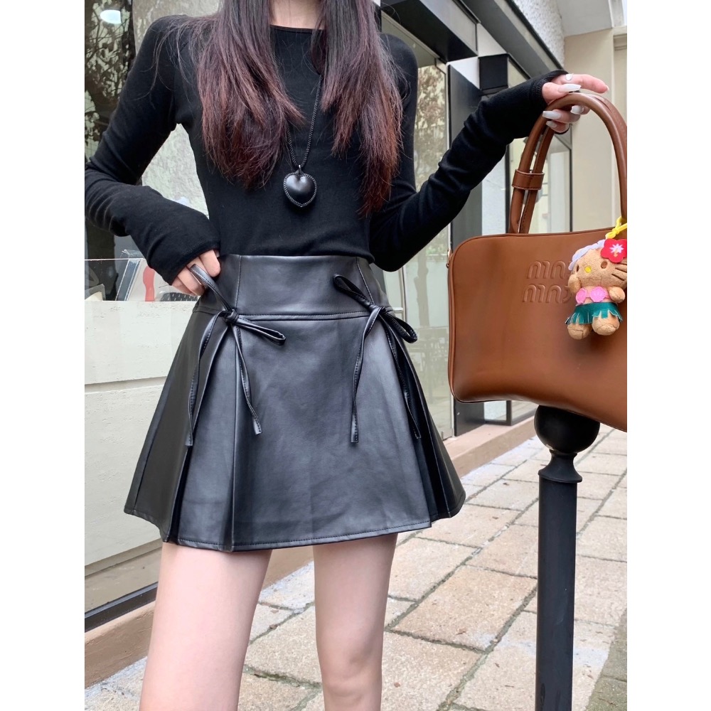 【預購】韓系蝴蝶結A字皮裙-細節圖2