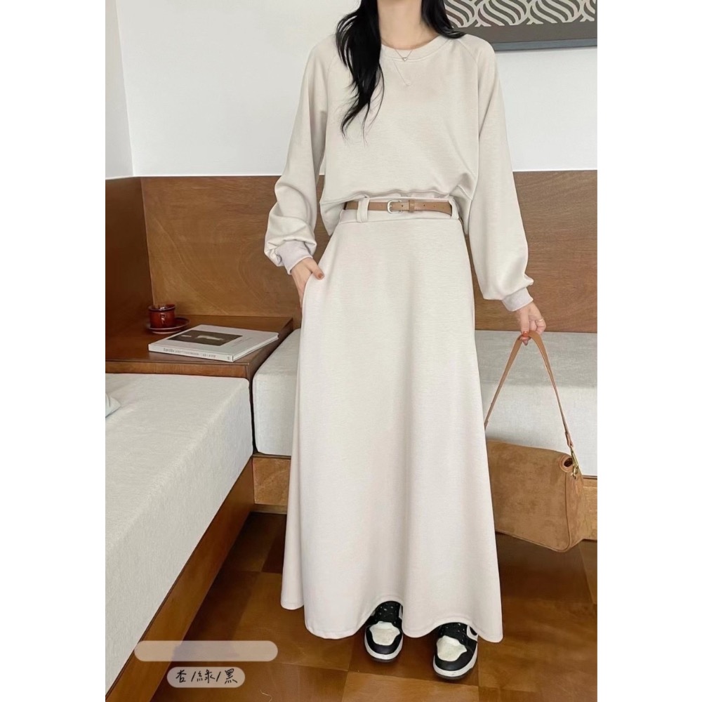 【預購】質感空氣棉長裙套裝 set（附皮帶）-細節圖2