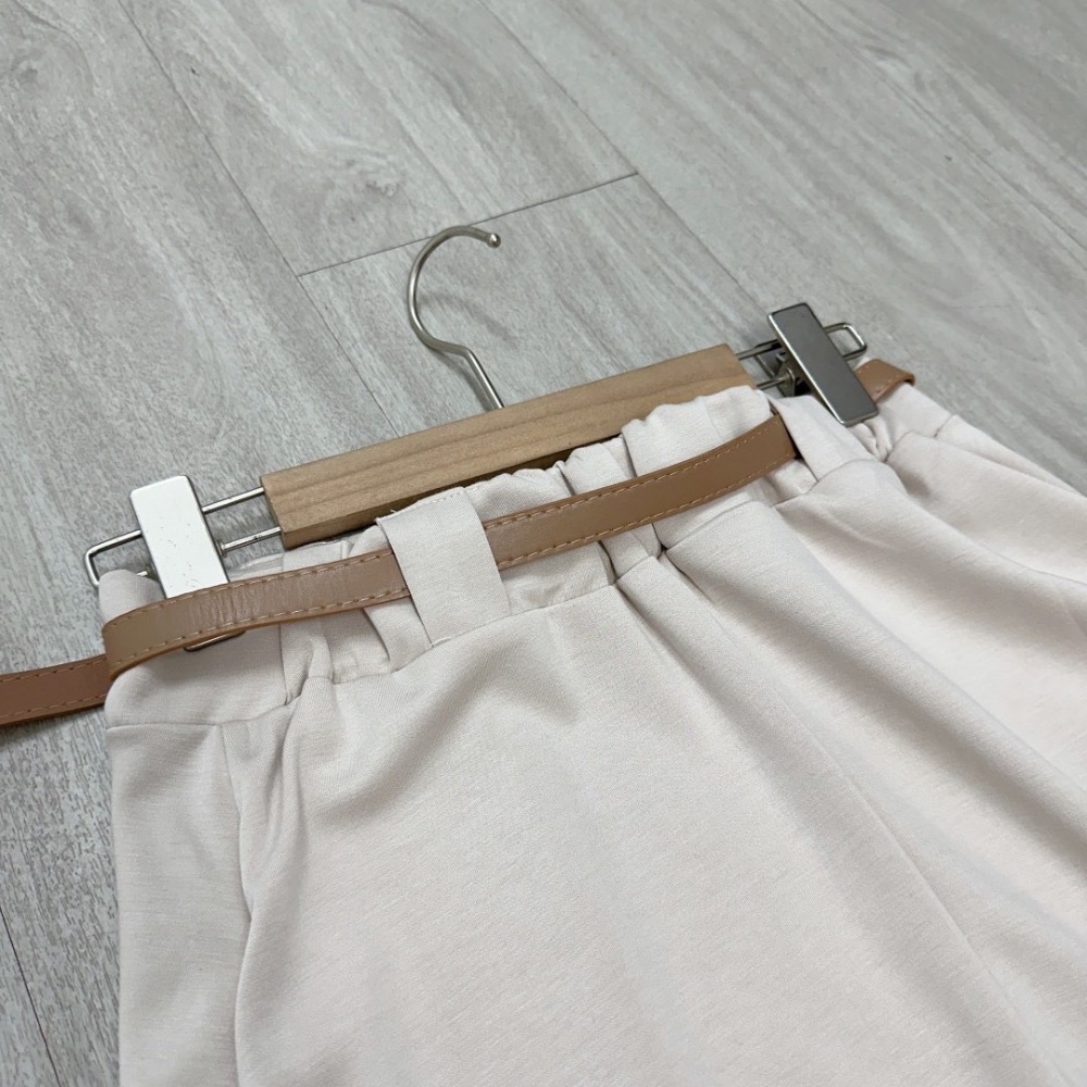 【預購】質感空氣棉長裙套裝 set（附皮帶）-細節圖6