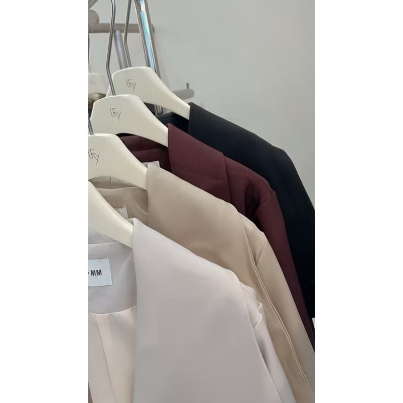 短版翻領綁帶風衣外套-細節圖3