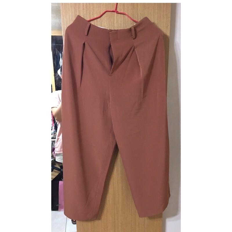 UNIQLO 九分寬版休閒褲 玫瑰粉色 M號-細節圖2