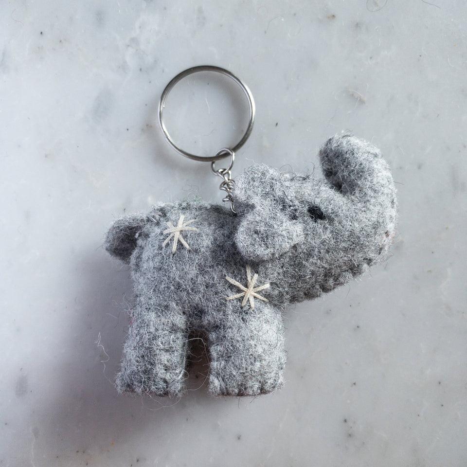 Felt Keychain - Elephant with Snowflake Embroidery-細節圖3
