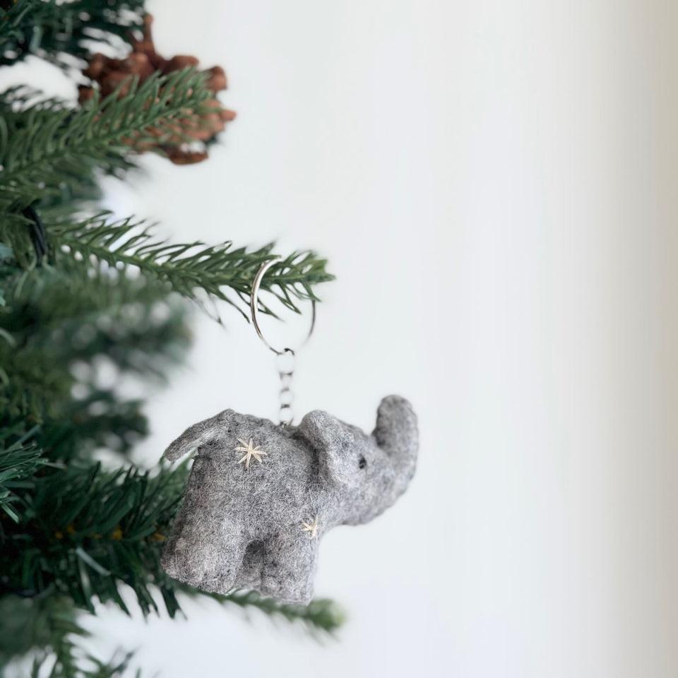 Felt Keychain - Elephant with Snowflake Embroidery-細節圖7