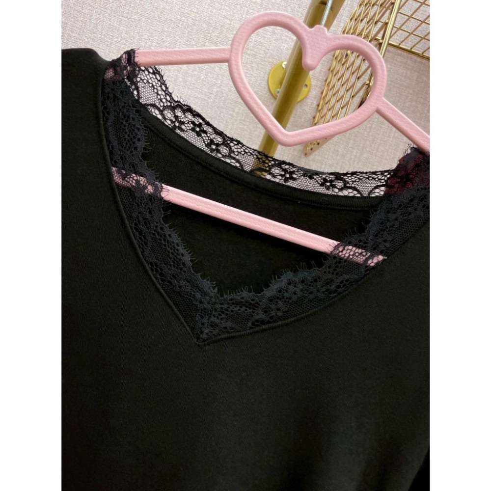 MIMA女王 ❤Y611💡v領蕾絲邊抓皺上衣-細節圖4