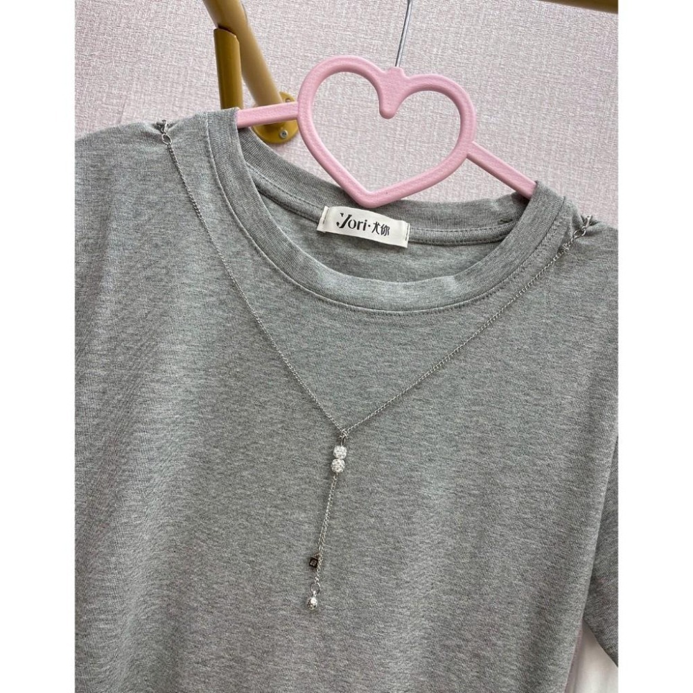 MIMA女王❤A342💡個性素面附項鍊螺紋棉彈力上衣-細節圖5