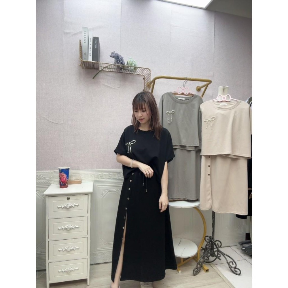 MIMA女王❤A348💡雲朵棉釘珠上衣+排釦開叉裙二件裝-細節圖3