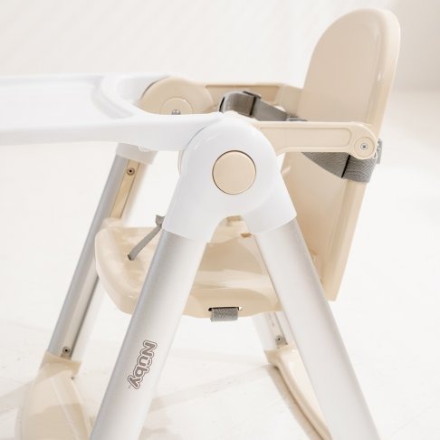 Nuby 可攜兩用兒童餐椅【金寶貝】(外出 野餐 出國 輕量餐椅)-細節圖3