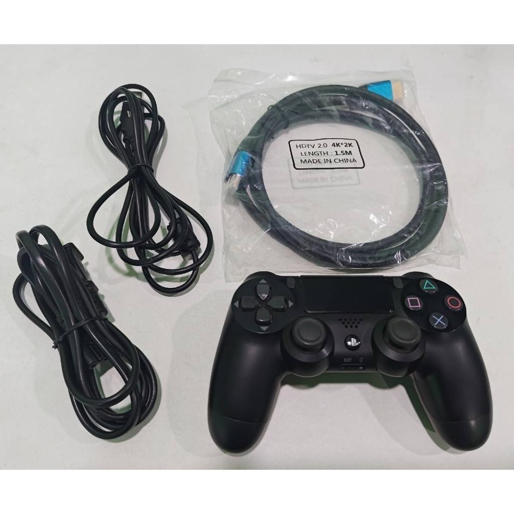 ＜譜蕾兒電玩＞（二手）PS4 Pro 主機 冰河白 無盒裝 (加碼贈隨機兩片全新PS4遊戲片)-細節圖3