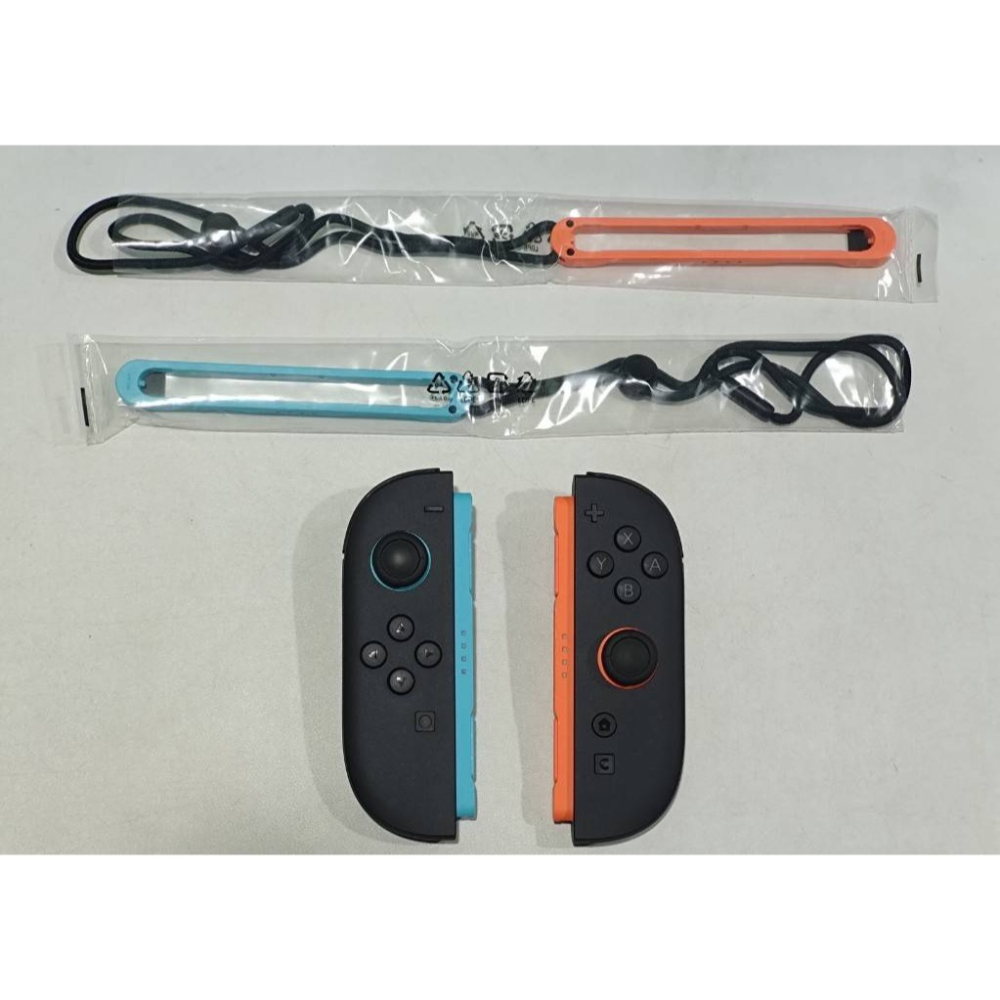 ＜譜蕾兒電玩＞（二手）NS2 Joy-Con 2 (L)/(R) 控制器 附單邊橫握擴充組-細節圖3