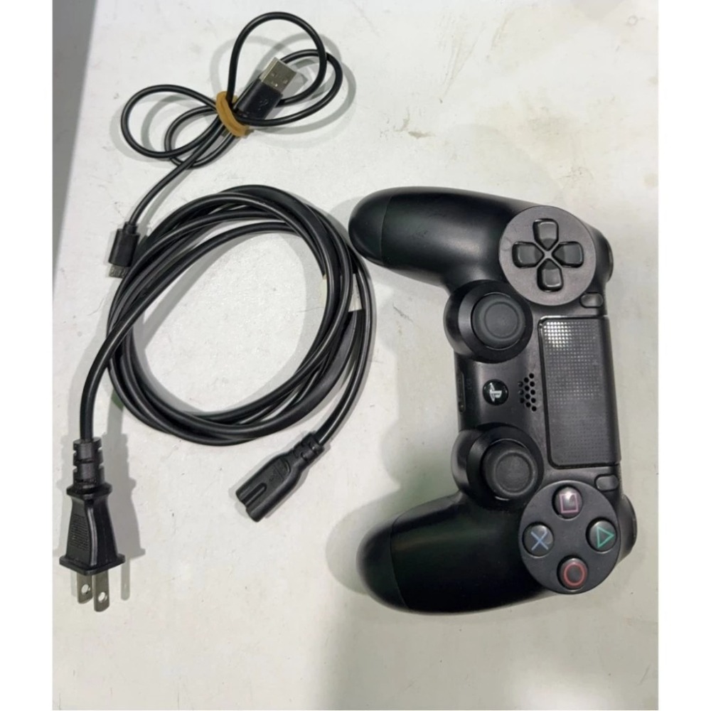 ＜譜蕾兒電玩＞（二手）PS4 Slim 主機 極致黑 無盒裝 (加碼贈隨機兩片全新PS4遊戲片)-細節圖3