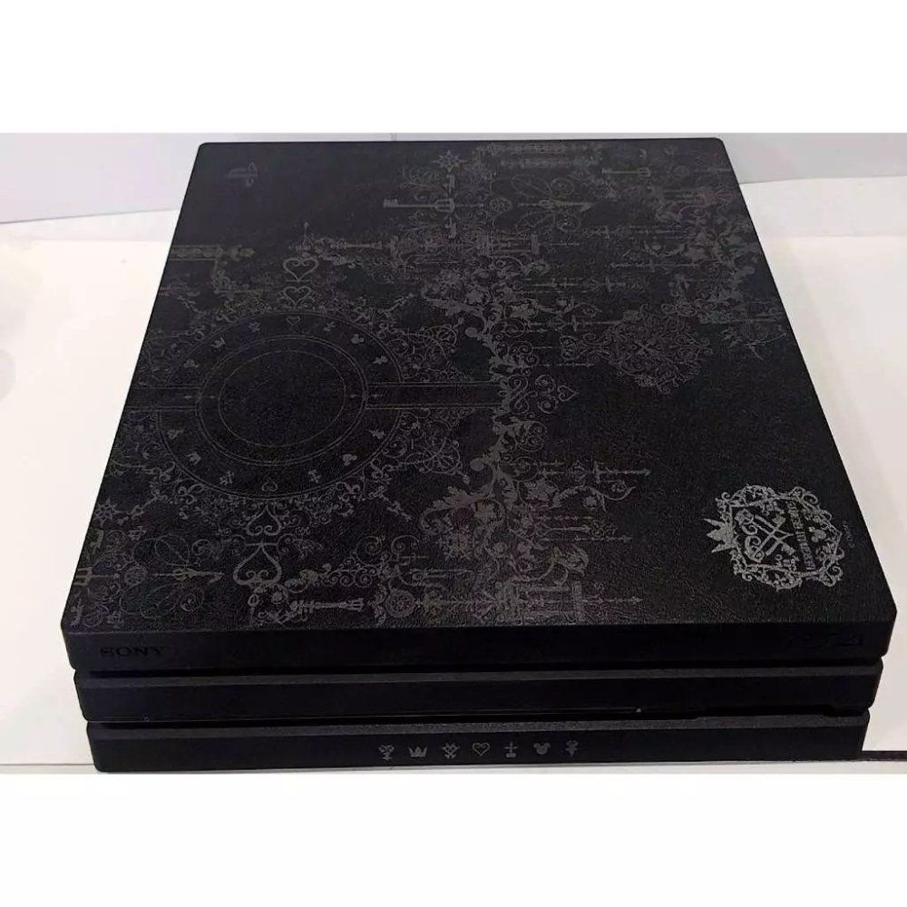 ＜譜蕾兒電玩＞（二手）PS4 Pro 主機 王國之心 III 式樣 (加碼贈隨機兩片全新PS4遊戲片)-細節圖2