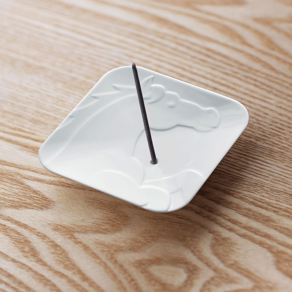 日本代購㋉ 日本香堂2026 馬年 線香 香盤禮盒組 香皿禮盒組 午年 干支 生肖 新年禮盒-細節圖4