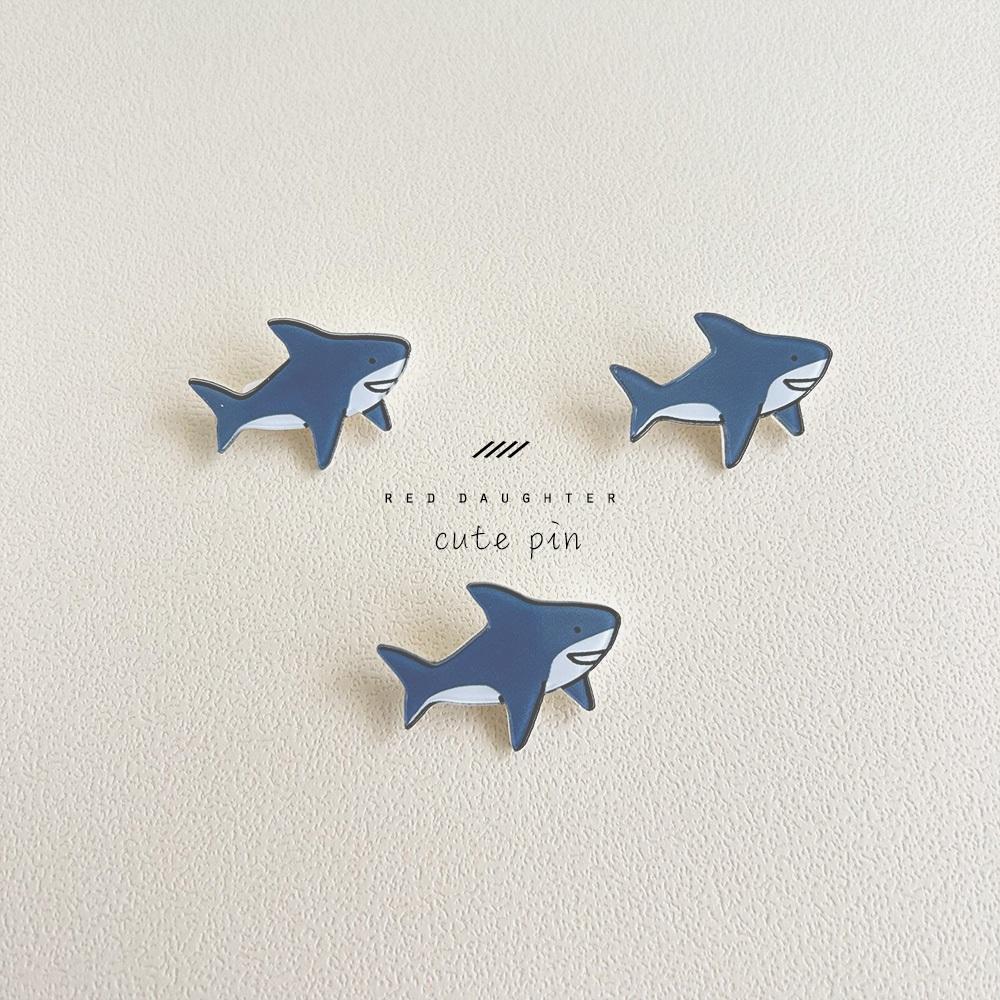 紅女兒〔原創設計小物〕別針 胸針 徽章 壓克力別針 小別針 可愛 胸章 鴨子 兔子 鯊魚 酪梨 小鴨-細節圖4