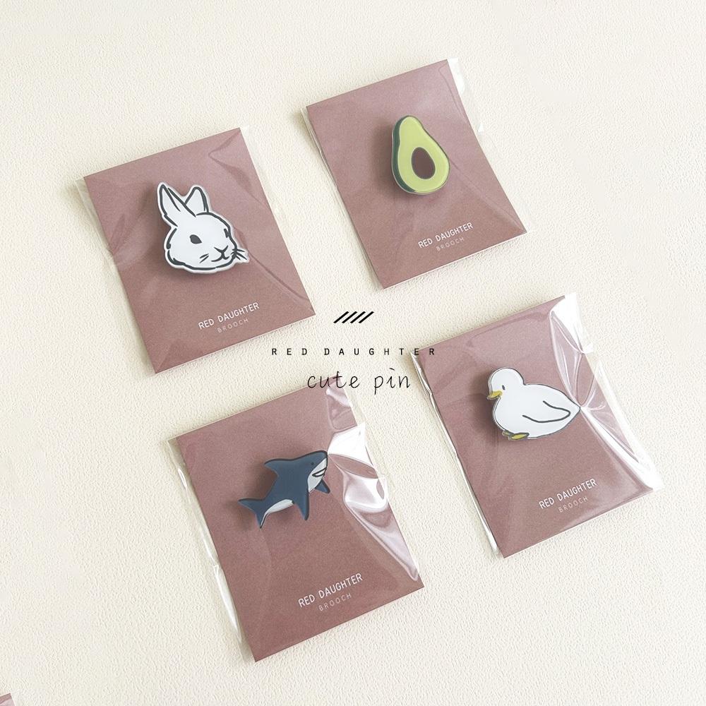 紅女兒〔原創設計小物〕別針 胸針 徽章 壓克力別針 小別針 可愛 胸章 鴨子 兔子 鯊魚 酪梨 小鴨-細節圖9