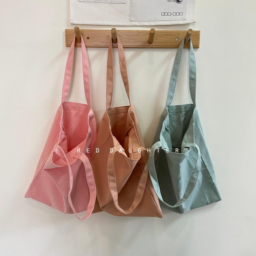 紅女兒〔高密度實色美〕帆布袋 厚磅 手提袋 帆布包 肩背袋 購物袋 提袋 素色帆布袋 帆布袋大容量 黑色 a4帆布袋-細節圖7