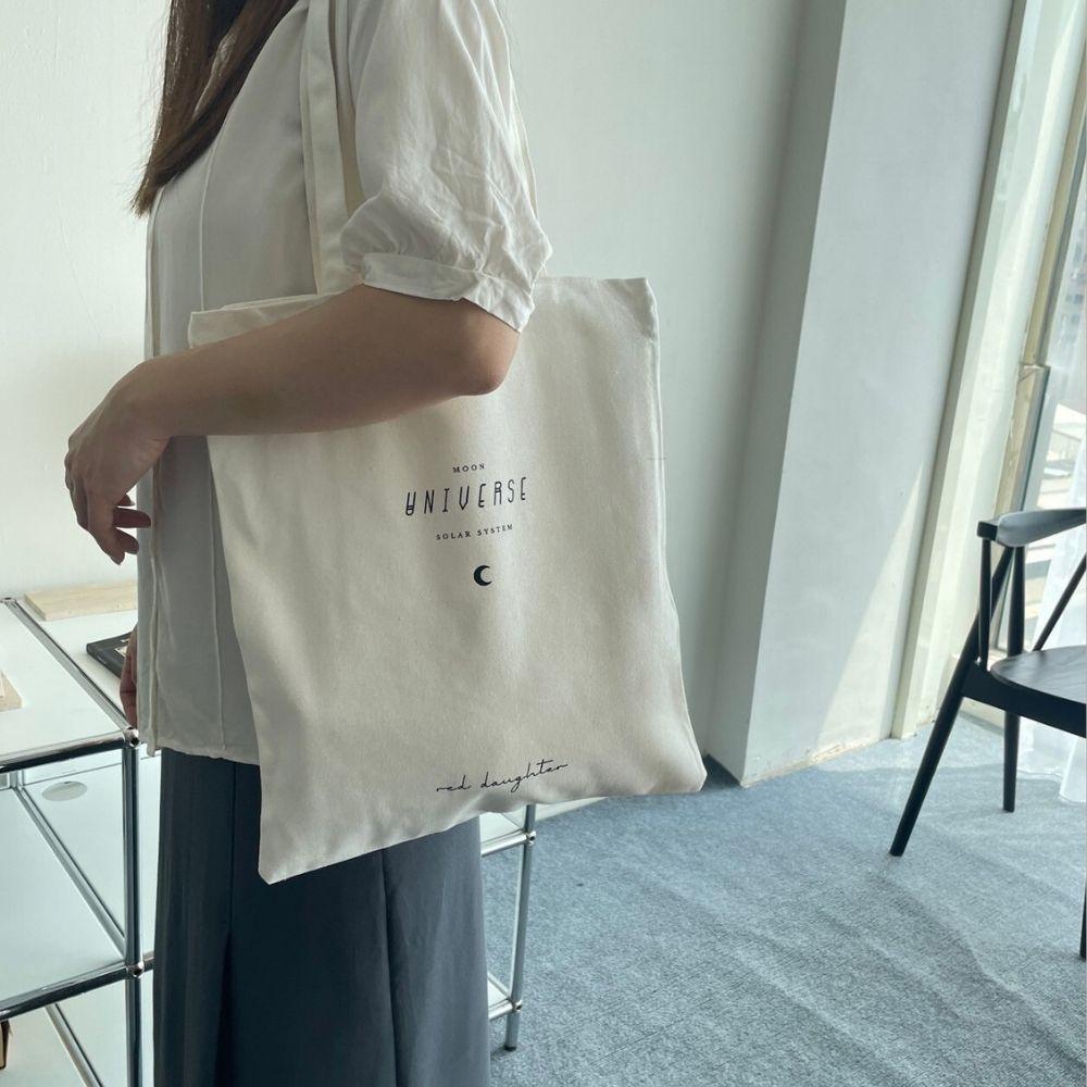 紅女兒〔moon〕帆布手提袋 帆布袋 帆布包大容量 厚磅帆布包 帆布包 原創 文創 上課包 文青帆布袋 補習袋 設計-細節圖7