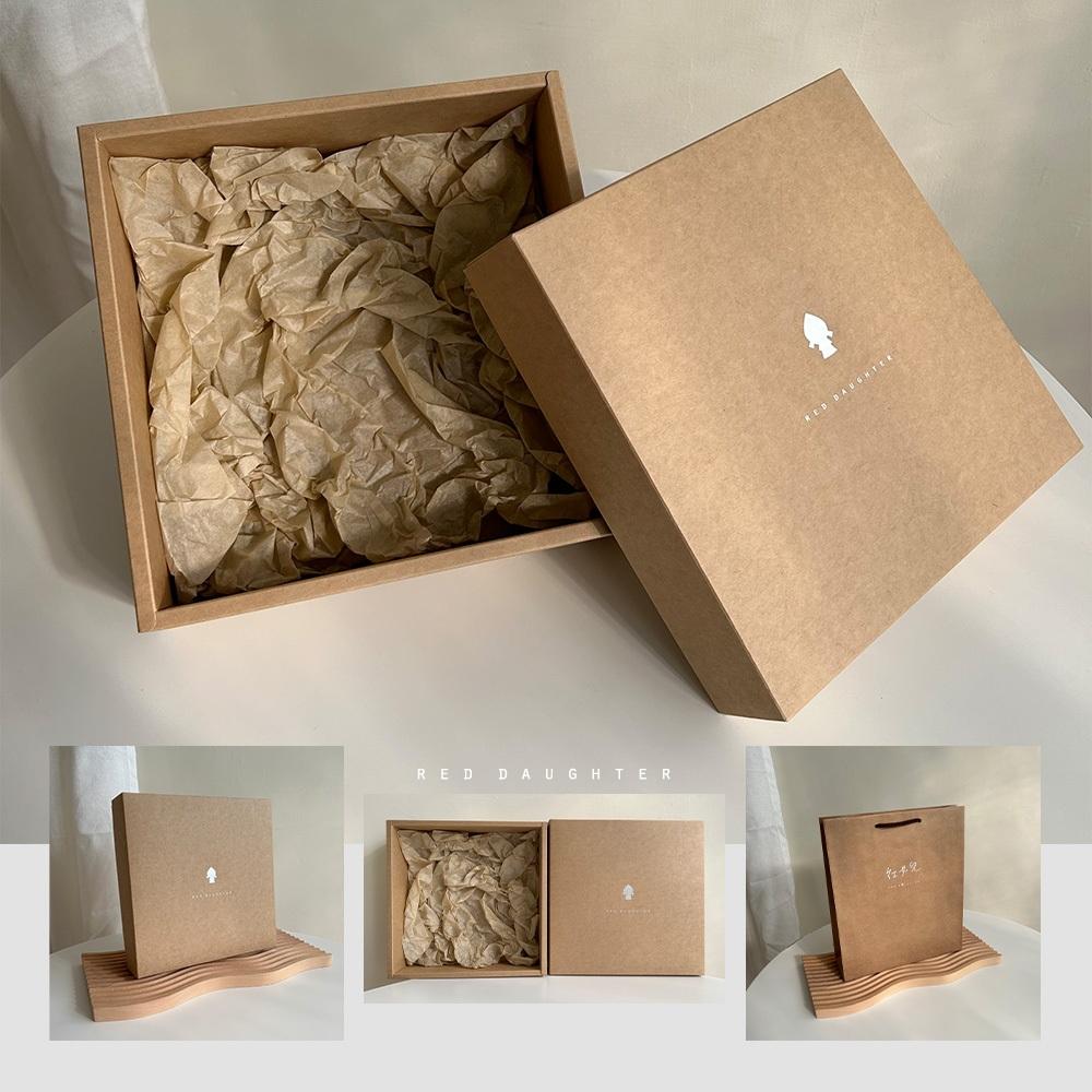 紅女兒〔台灣製〕品牌禮盒 空牛皮紙禮盒 牛皮紙袋 燙金logo 天地蓋禮盒 正方形禮盒 伴娘禮 紙盒 禮盒 紙袋 提袋-細節圖6