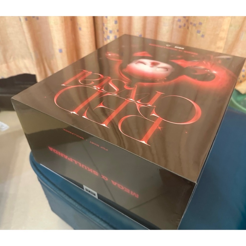 POPMART泡泡瑪特MEGA α SKULLPANDA 400% 正品金新未拆紅水晶-細節圖3