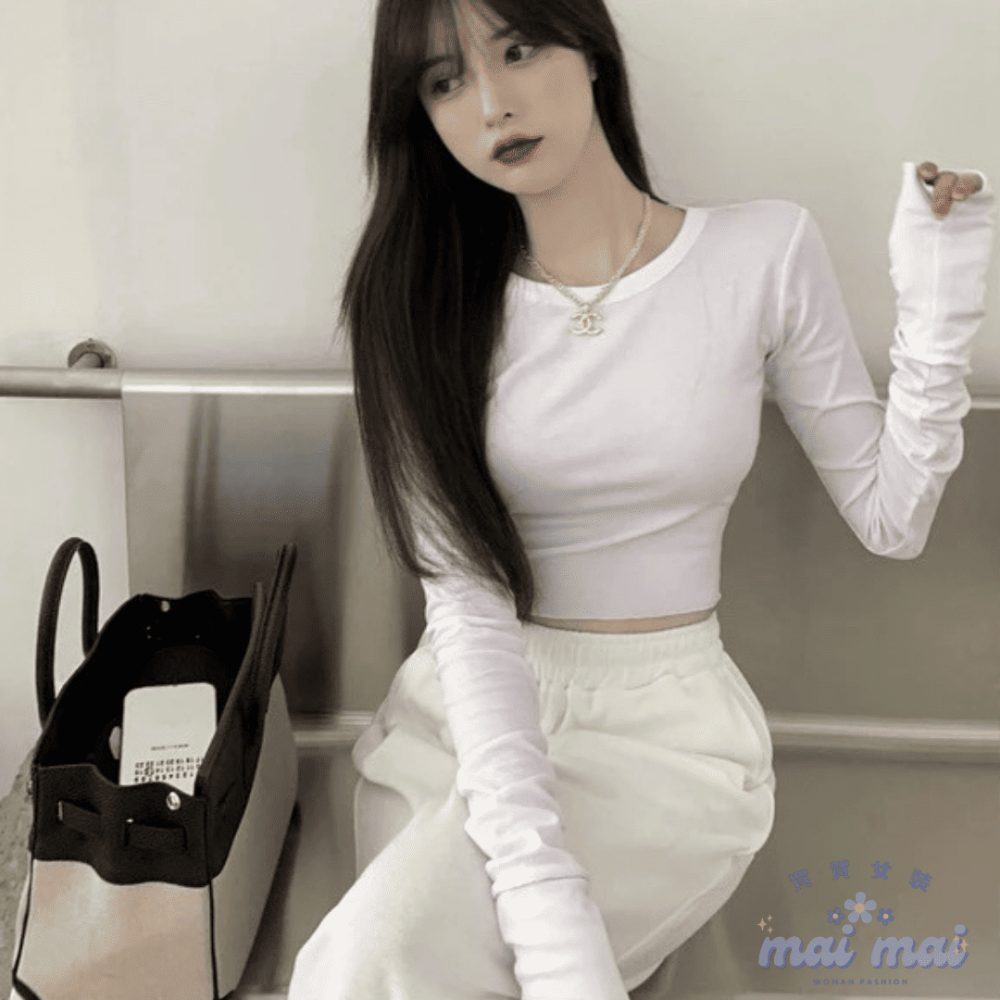 【買買女裝】台灣現貨🚚彈性合身顯瘦 長袖素色上衣 高腰圓領短版露臍長袖T恤 高級灰 緊身上衣 打底衣 長袖【W329#】-規格圖7