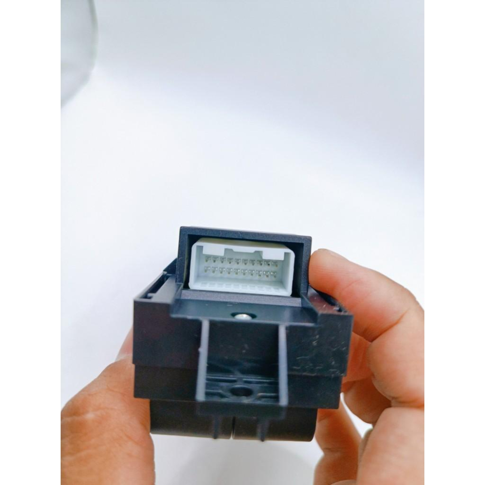 TOYOTA 豐田 COROLLA CROSS ALTIS RAV4 CAMRY  電動窗開關 車窗開關 按鍵 駕駛座-細節圖5