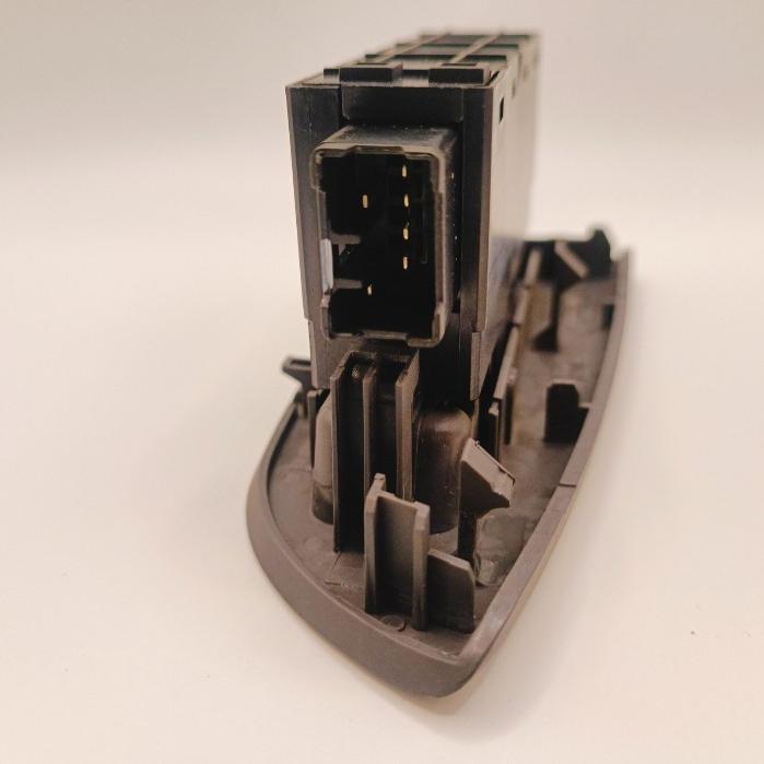 ISUZU 五十鈴 ELF NKR NLR NMR NQR 電動窗開關 車窗升降器 車窗按鈕 按鍵 窗戶升降 玻璃升降-細節圖4