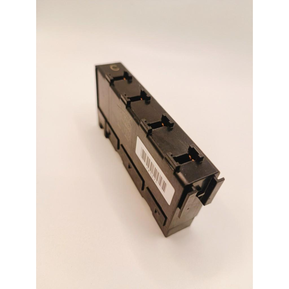 TOYOTA 豐田 PRIUS PREMIO YARIS ALTIS YAZAKI 原廠 繼電器 82641-47020-細節圖2