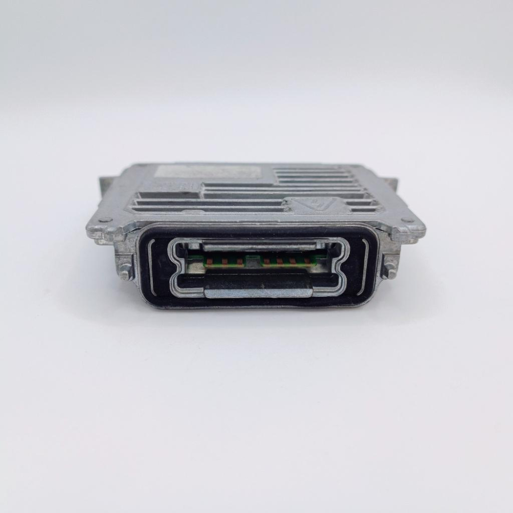 VOLVO 富豪 XC60 S80 XC90 S60 V60  VALEO 法國 原廠 HID 安定器 穩壓器 D3-細節圖7