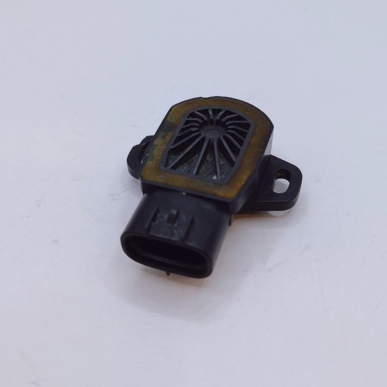 SUZUKI 鈴木 SWIFT VITARA 日本原廠 節氣門位置感知器 TPS 13420-52D00 油門位置感應器-細節圖3