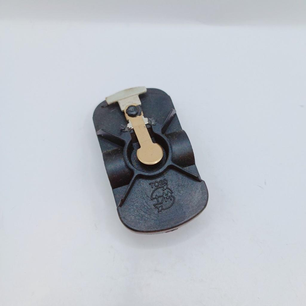 NISSAN 日產 MARCH 進行曲 K11 士林型 士林電機 台製 全新品 分電盤打火頭 分火頭 打火頭 馬曲 馬區-細節圖2