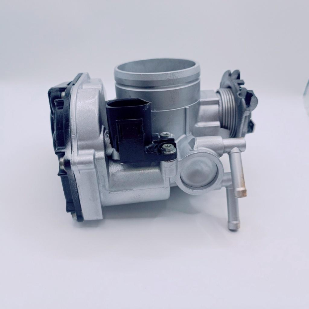 VW 福斯 POLO GOLF PASSAT VENTO 1.6 1.6L 原廠 節氣門 總成 037133064D-細節圖2