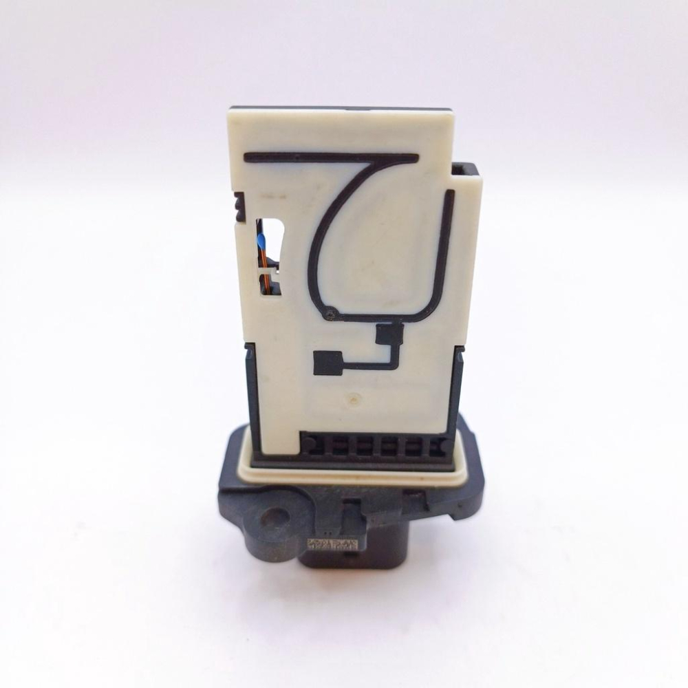 BMW 寶馬F32/F33/F36 420/425d BOSCH空氣流量計MAF 1362857010/5WK98505-細節圖2