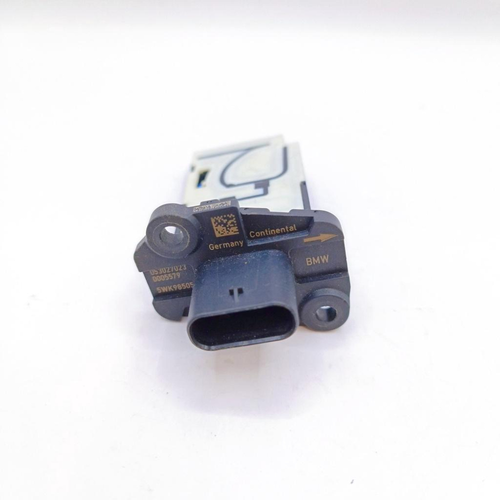 BMW 寶馬F32/F33/F36 420/425d BOSCH空氣流量計MAF 1362857010/5WK98505-細節圖3