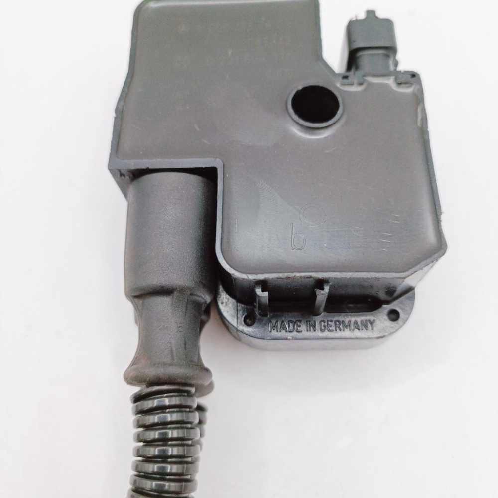 BENZ 賓士 C280 S320 SL ML W202 W210 W211 原廠 點火線圈 考耳 0221503035-細節圖4