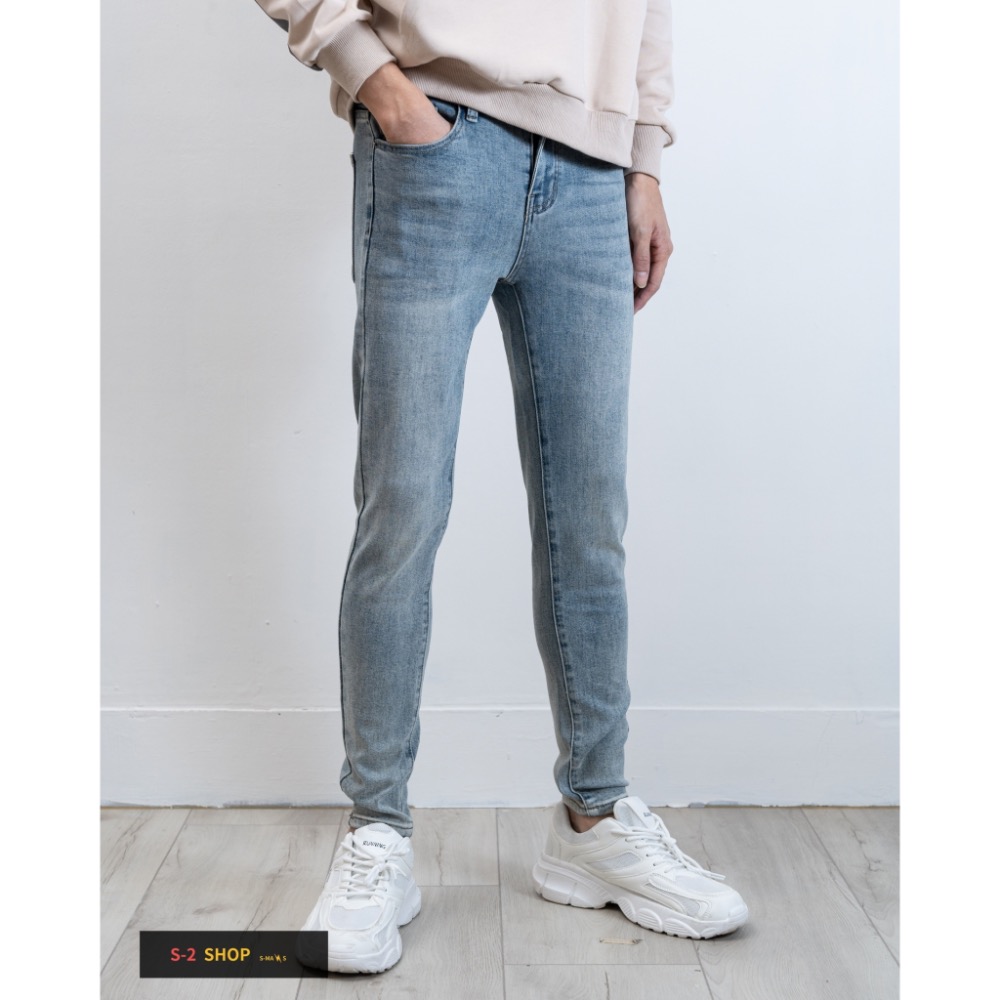 一定要有 必備淺藍刷白 素面基本款 牛仔彈力長褲-細節圖3