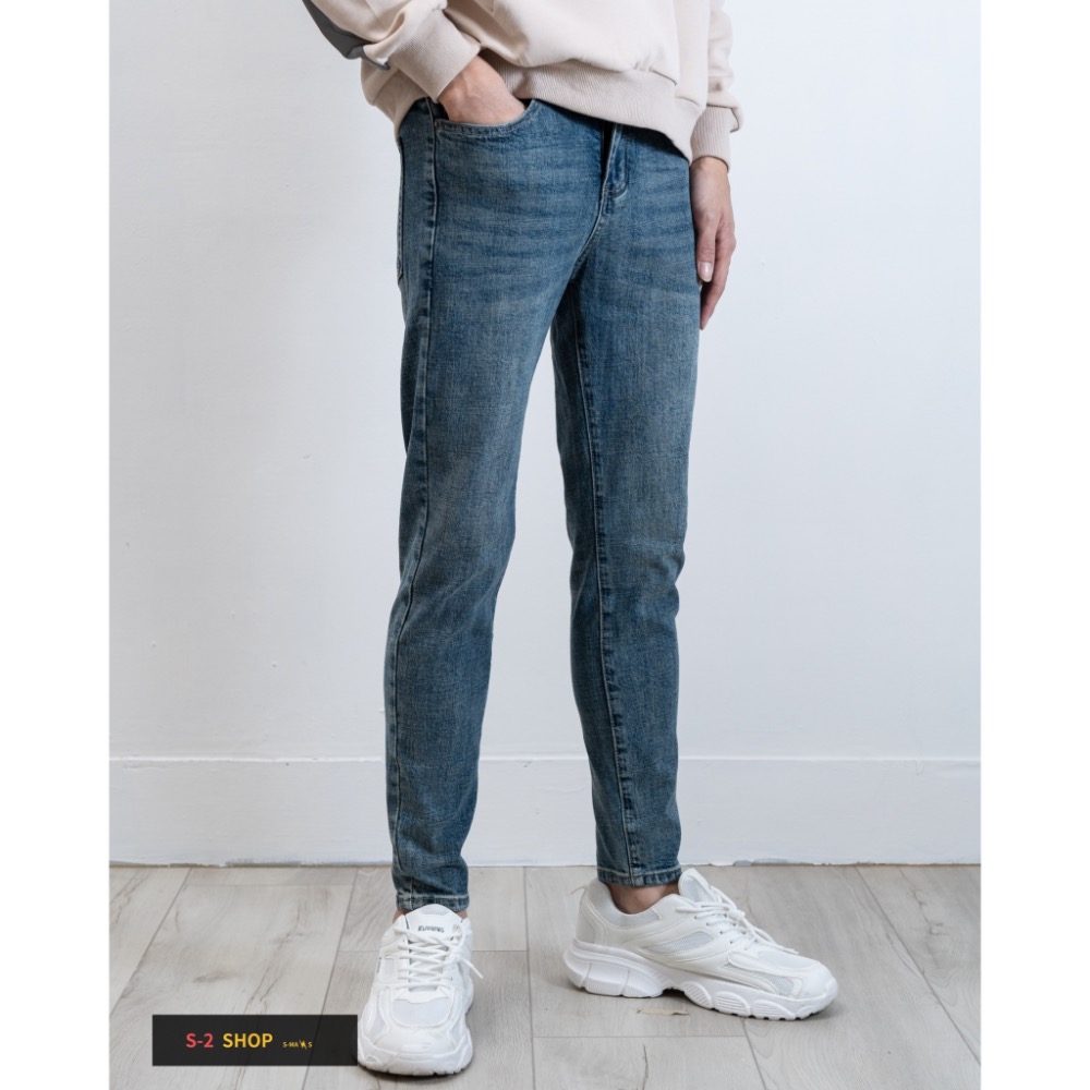 【S2店】很好穿 沒有破 值得有 必備藍色 窄管牛仔彈力長褲-細節圖3