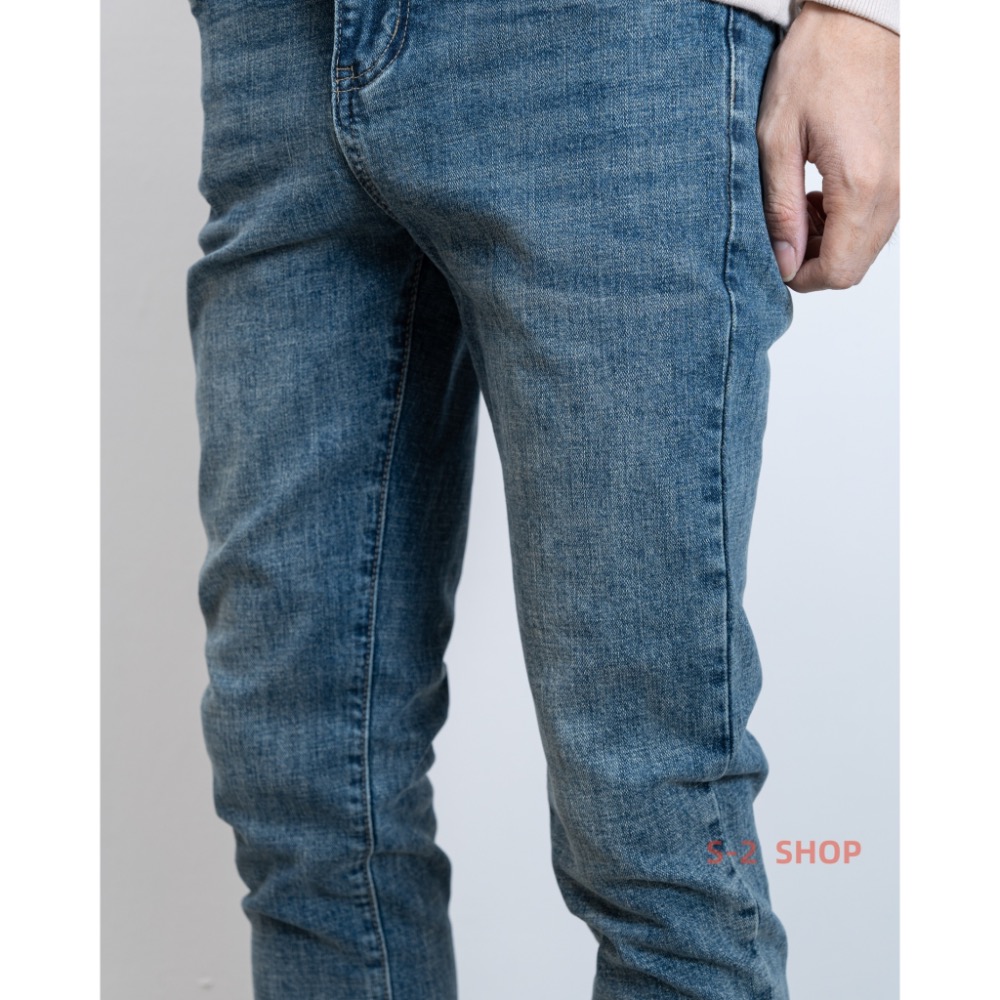 【S2店】很好穿 沒有破 值得有 必備藍色 窄管牛仔彈力長褲-細節圖8
