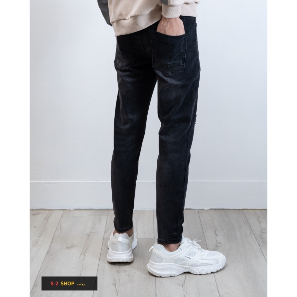 【S2店】帥到掉渣 一定要買 大彈力多重造型補丁 牛仔長褲 水洗黑褲-細節圖7